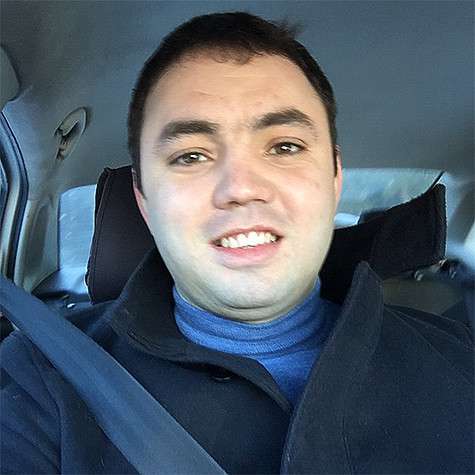 Александр Гобозов хочет чаще видеться с сыном. Фото: Instagram.com.