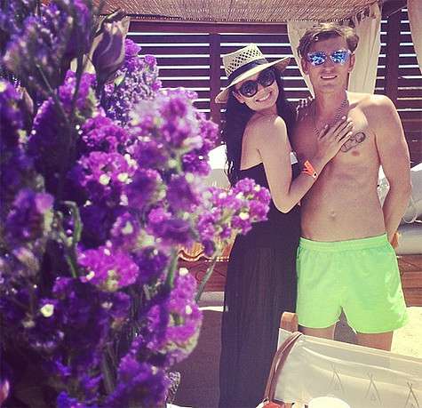 Два года назад Ляйсан Утяшева вышла замуж за шоумена Павла Волю и впервые стала мамой. Первенца пара решила назвать Робертом. Фото: Instagram.com/liasanutiasheva. Два года назад Ляйсан Утяшева вышла замуж за шоумена Павла Волю и впервые стала мамой. Первенца пара решила назвать Робертом. Фото: Instagram.com/liasanutiasheva.