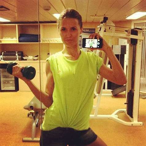Даже в отпуске Виктория Боня не забывает о тренировках. Фото: Instagram.com.