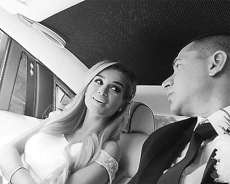 Курбан Омаров приехал за любимой на Мазератти. Бородина поделилась селфи из автомобиля со своими подписчиками. Фото: Instagram.com/borodylia.