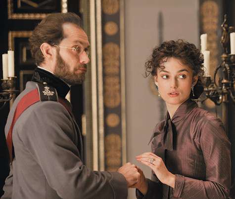 Джуд Ло пока отказывается рассказывать, как он вживался в образ мужа Анны Алексея Каренина. Джуд Ло пока отказывается рассказывать, как он вживался в образ мужа Анны Алексея Каренина.