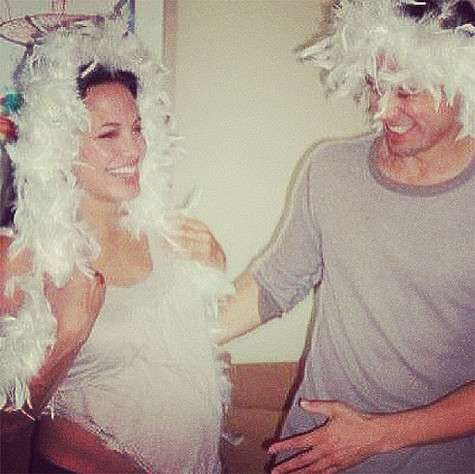 Беременная Анджелина Джоли и Брэд Питт. Фото: Instagram.com/angelinajolieofficial.