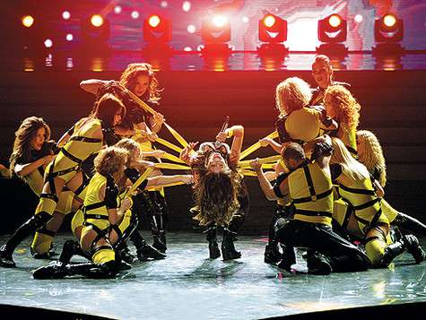 В последних числах апреля у Нюши состоялся грандиозный концерт-презентация ее нового альбома «Объединение», в который певица вложила три года своей жизни. Фото: материалы пресс-служб.