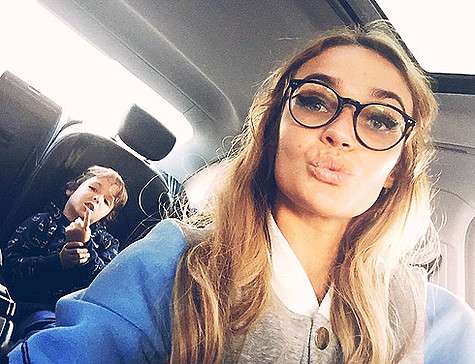 Алена Водонаева уже нашла замену угнанному автомобилю. Фото: Instagram.com/alenavodonaeva.