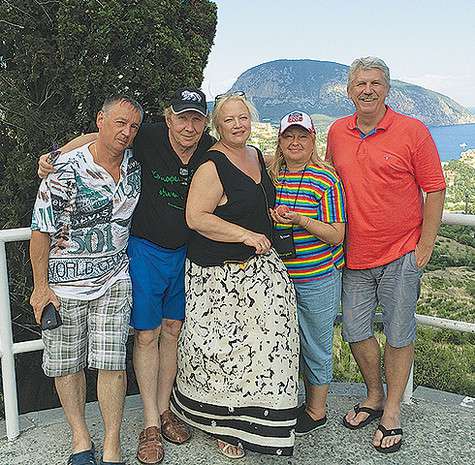 Сергей Баталов, Николай Денисов, Юрий Чернов, Наталья Егорова и Наталья Гвоздикова. Фото: материалы пресс-служб.