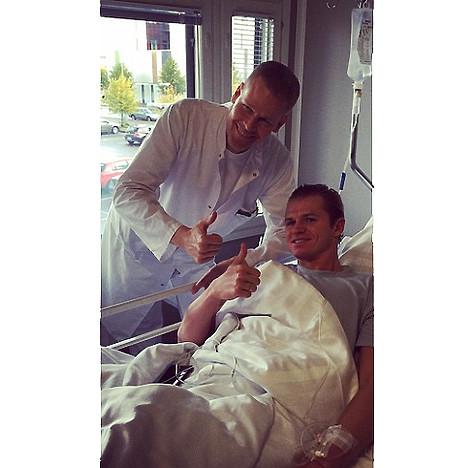 Сегодня футболисту Дмитрию Тарасова была сделана плановая операция. Фото: Instagram.com/tarasov23.