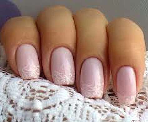 Свадебный маникюр должен быть женственным и нежным. Фото: материалы пресс-служб.