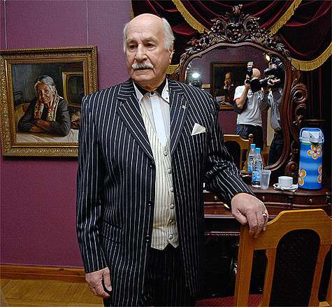 Несмотря на все заслуги, актер Владимир Зельдин остается удивительно скромным человеком.