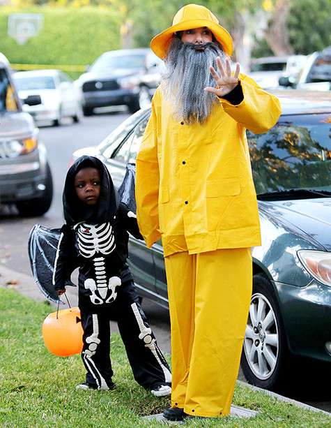 Сандра Буллок с сыном. Фото: Rex Features/Fotodom.ru.