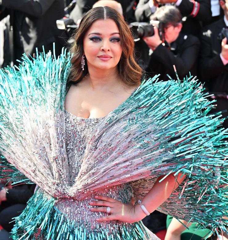 Орыс бисексуалы алаяқтық порно онлайн Механикалық секс машинасының суреті