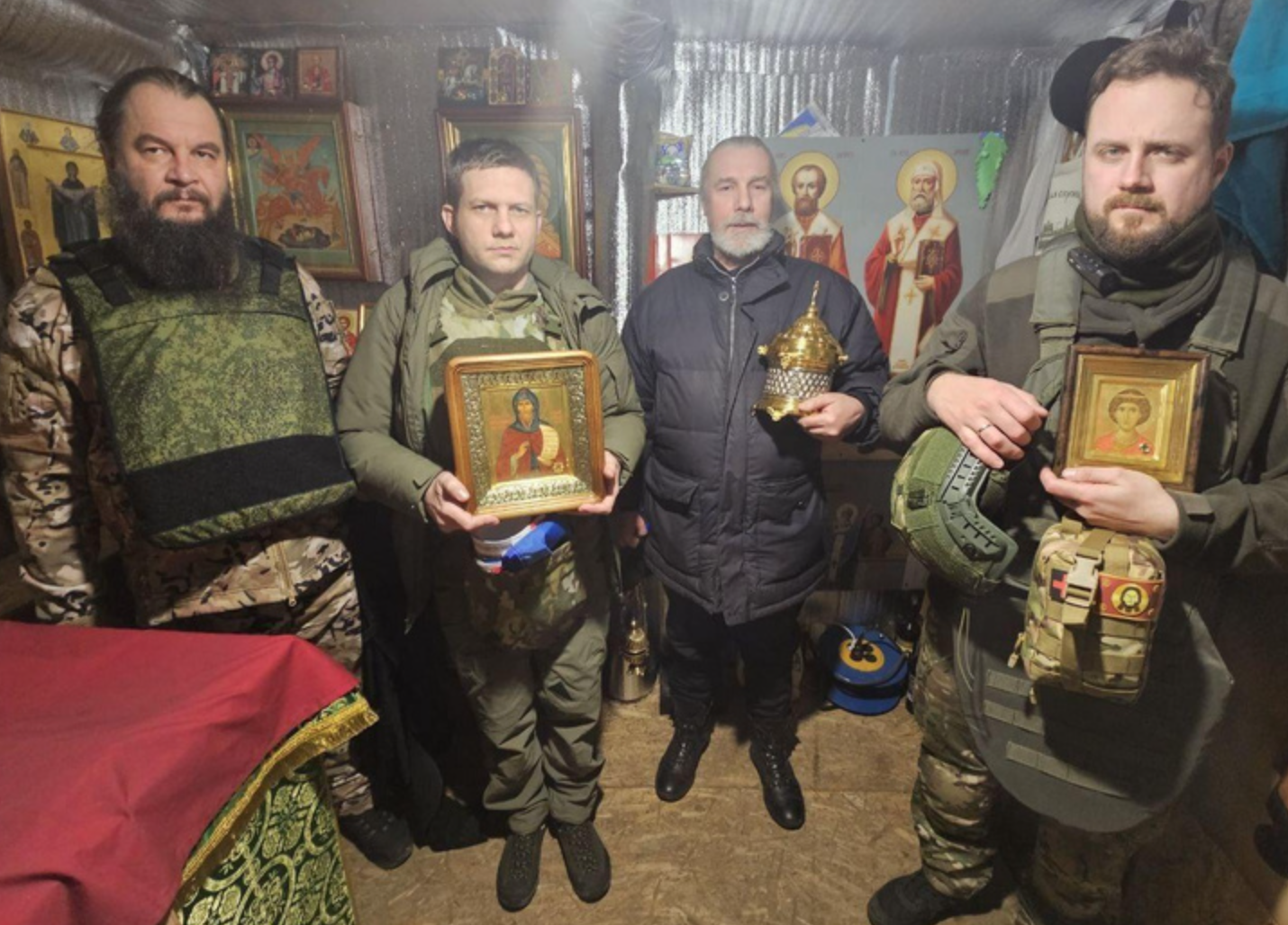 «Пройдем с молитвой по возможности весь фронт»: Борис Корчевников прибыл на передовую