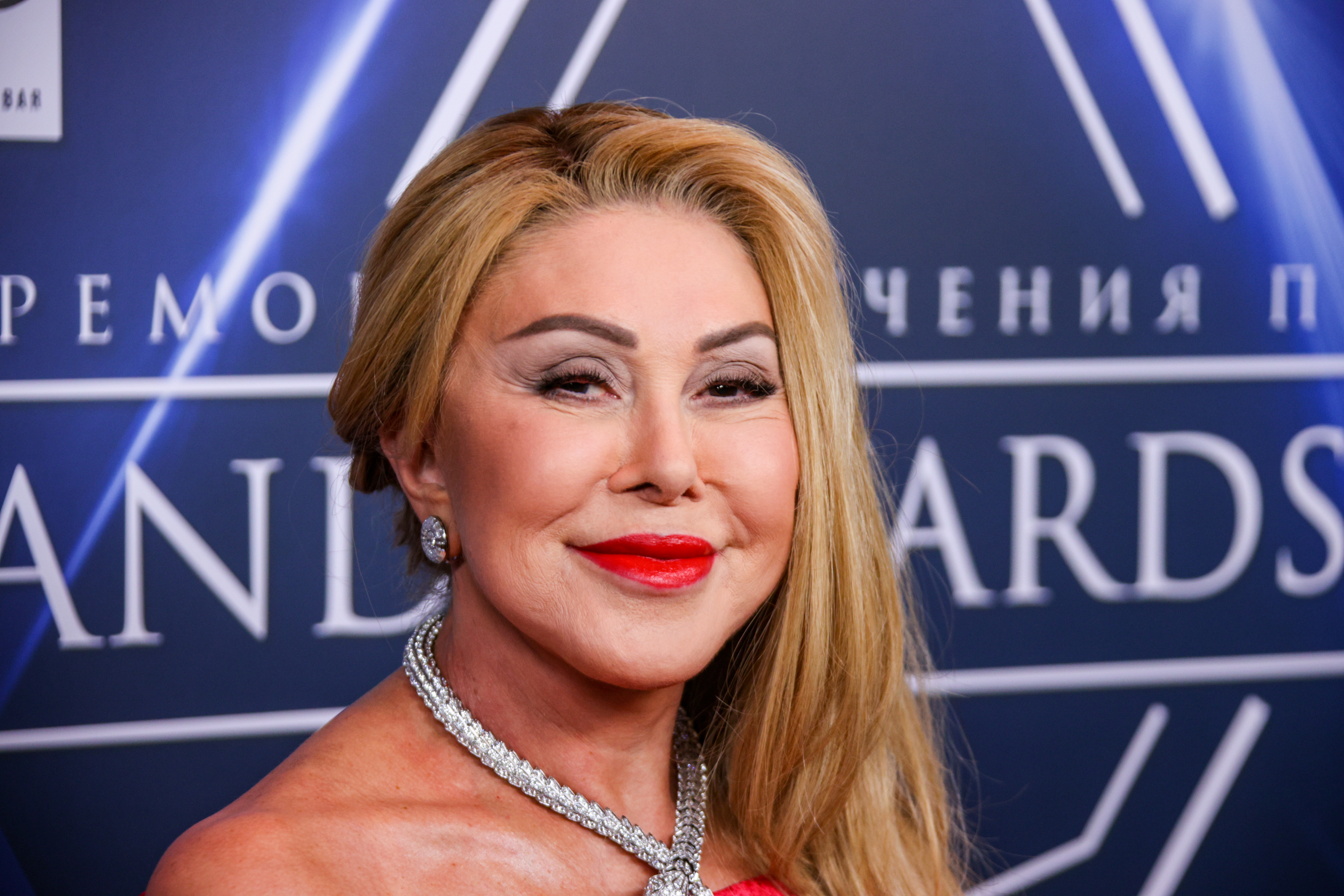 «Руку не чувствую»: Успенская впервые вышла на связь после операции