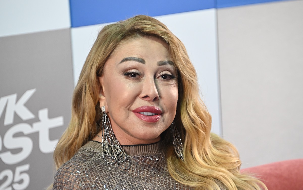 Фанаты пошутили над внешним видом Любови Успенской: «Панда на связи»