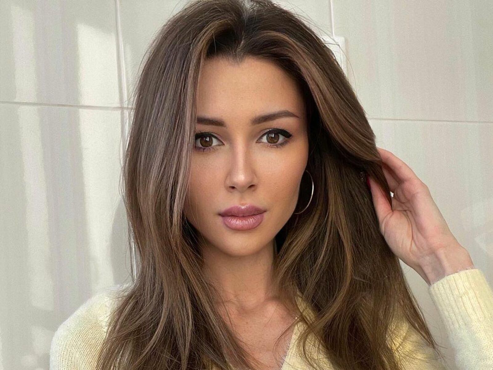 Анна Заворотнюк трогательно обратилась к памяти мамы