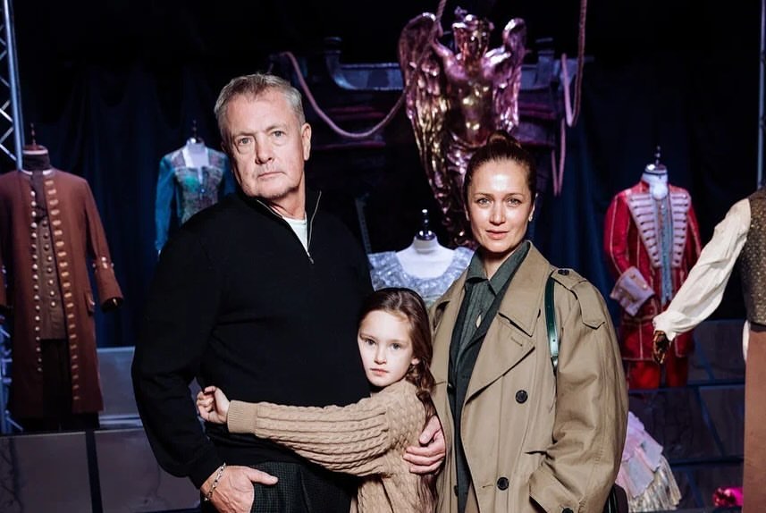 Снова вместе: Юрий Мороз упокоился рядом с первой супругой Мариной Левтовой