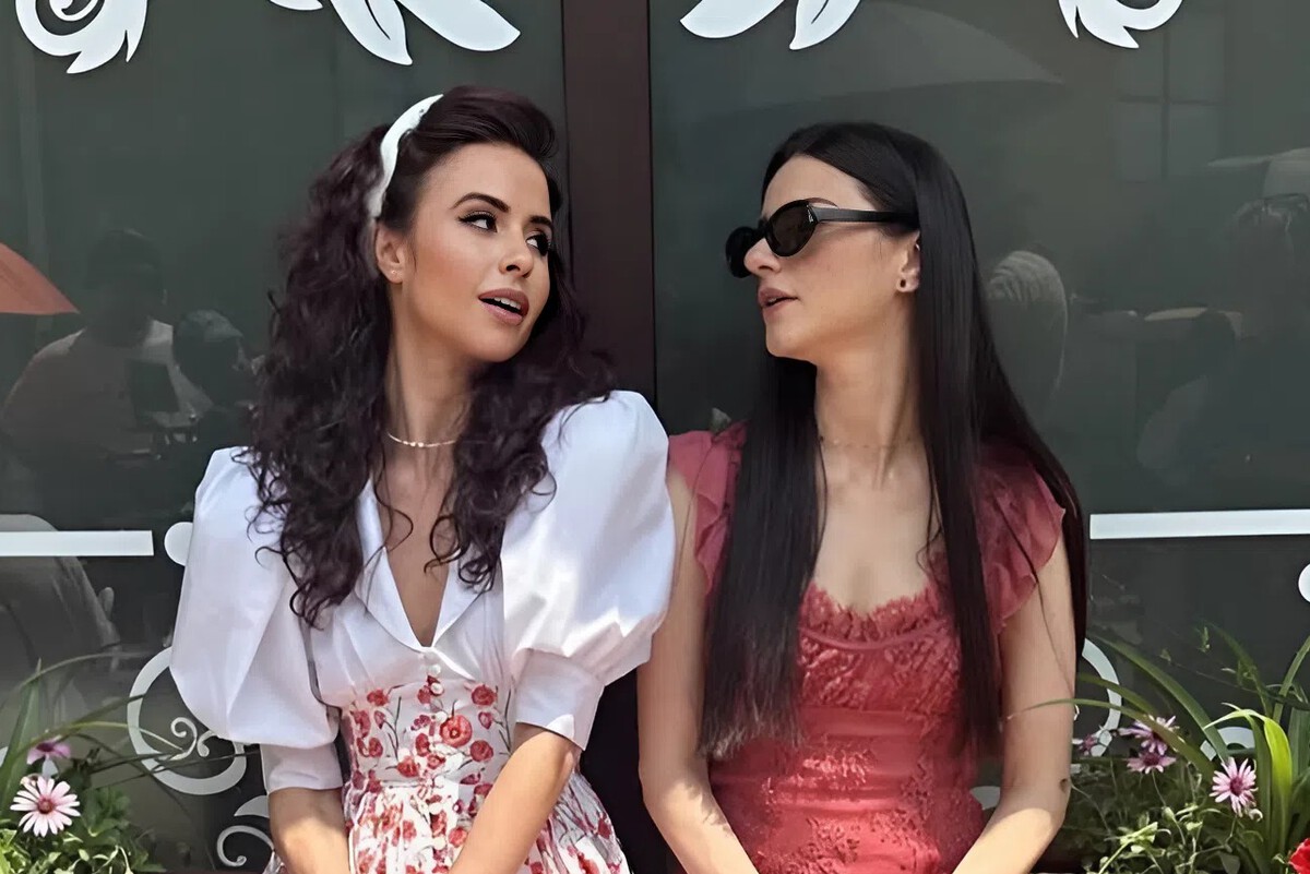 «Красоточки мои»: Евгений Леонов приветствовал своих экранных дочек Карпович и Сиваеву