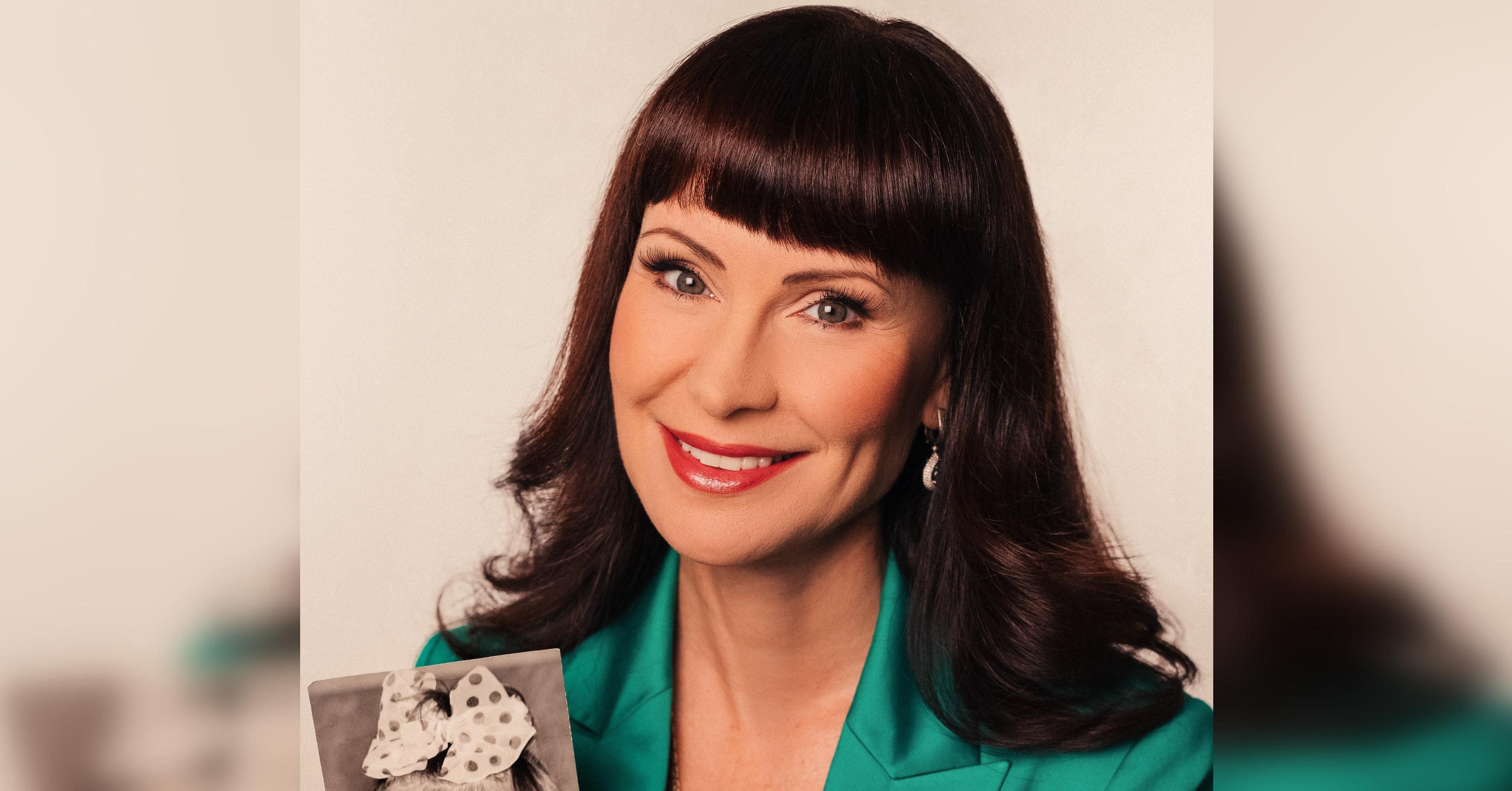 Орыс жетілген әйелдердің қатысуымен барлық порно видеоларды қараңыз Онлайн порно көру: бастық пен дәретханадағы қызметкер