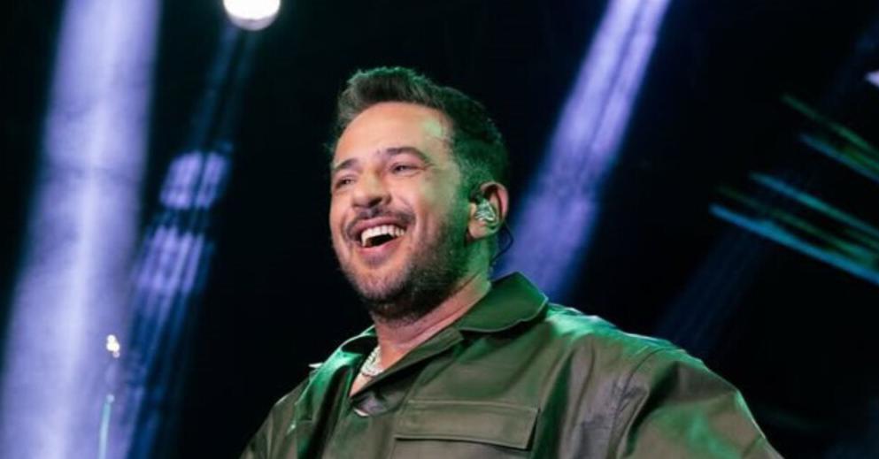 Турецкий актер Эмре Алтуг, известный по «Зимородку», прибыл в Россию