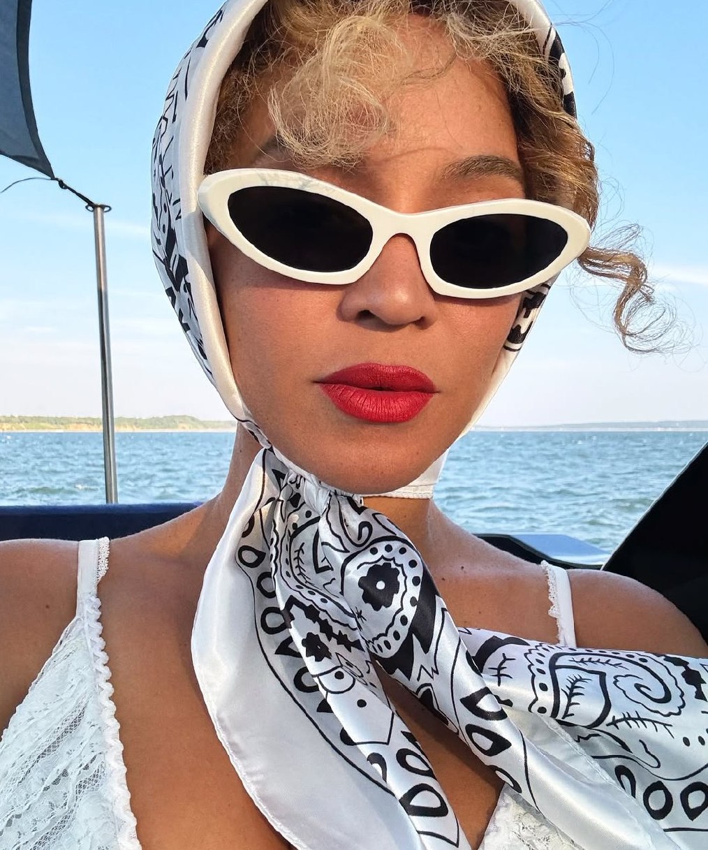 На стиле: выбираем очки, как у Бейонсе, Рианны, Джей Ло, Собчак, Бондарчук