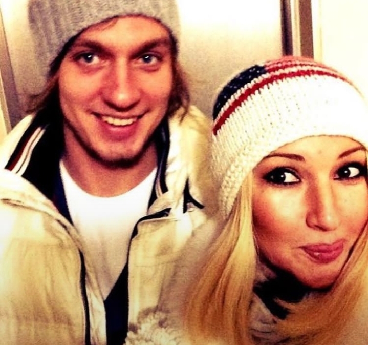 «Я была красивая, он молодой": Кудрявцева отметила оловянную свадьбу