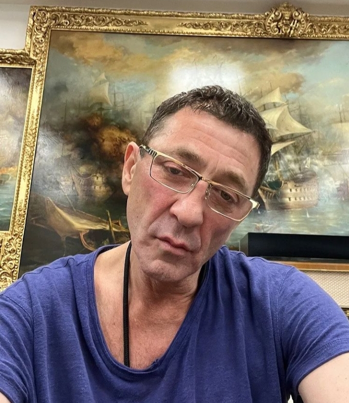 Григорий Лепс уехал в Европу: в Сети появились фото певца из Италии