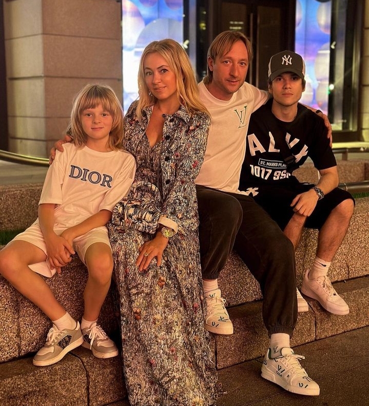 Отдохнули, загорели, вымахали: как изменились дети Пугачевой, Тимати, Рудковской, Лазарева, Бони