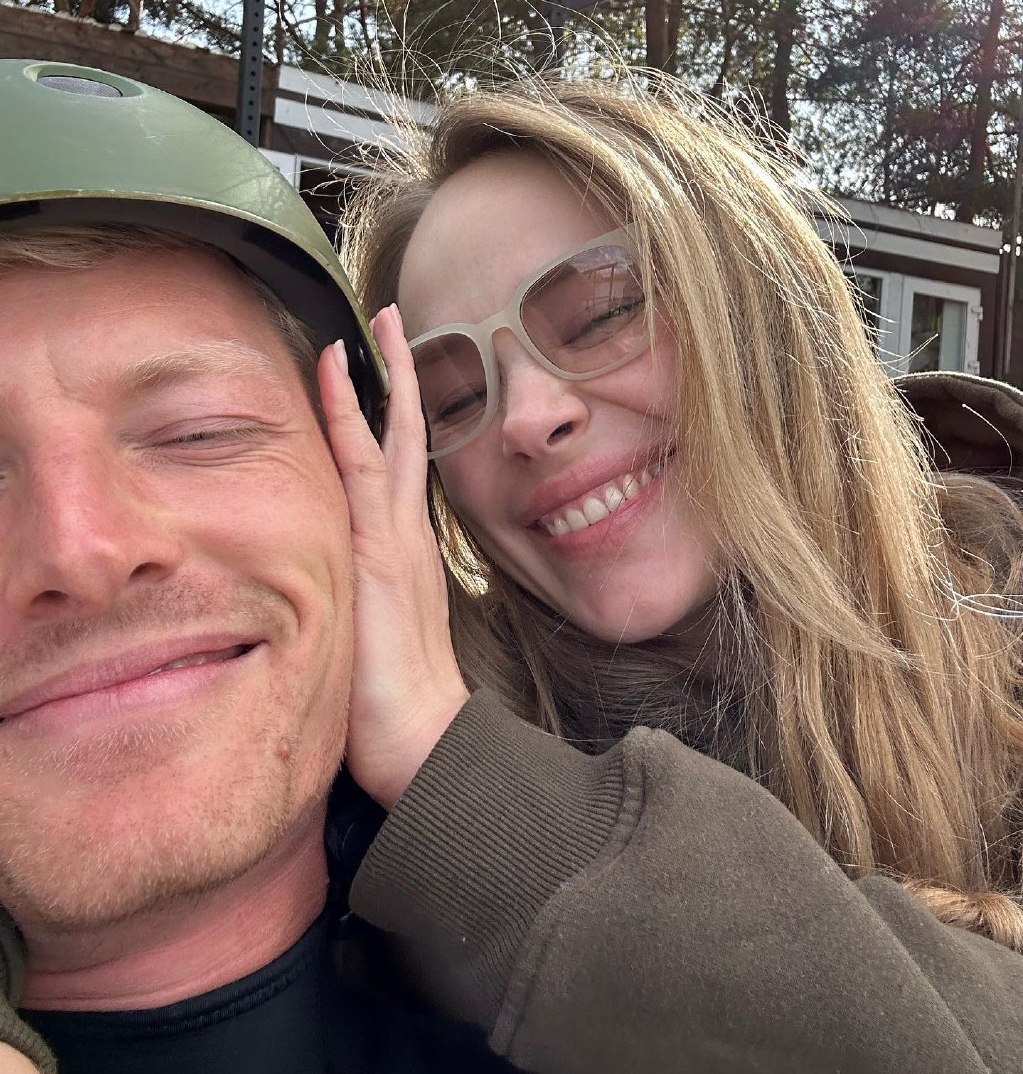 Беременная Бербер вышла замуж за Белбородова: фото молодоженов