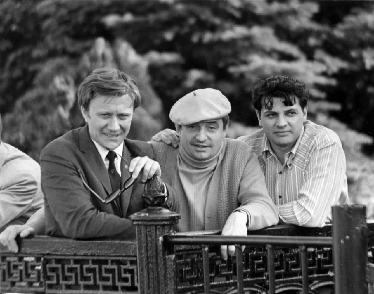 Захарова, Стриженова, Пугачева, Олешко скорбят из-за смерти Ширвиндта: редкие архивные фото