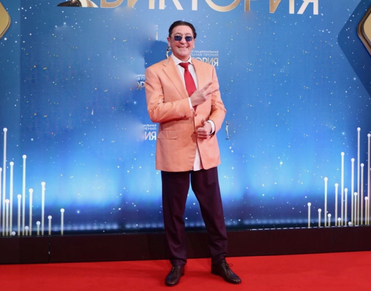 Киркоров празднует победу, Лепс готовится к венчанию: звезды на музыкальной премии