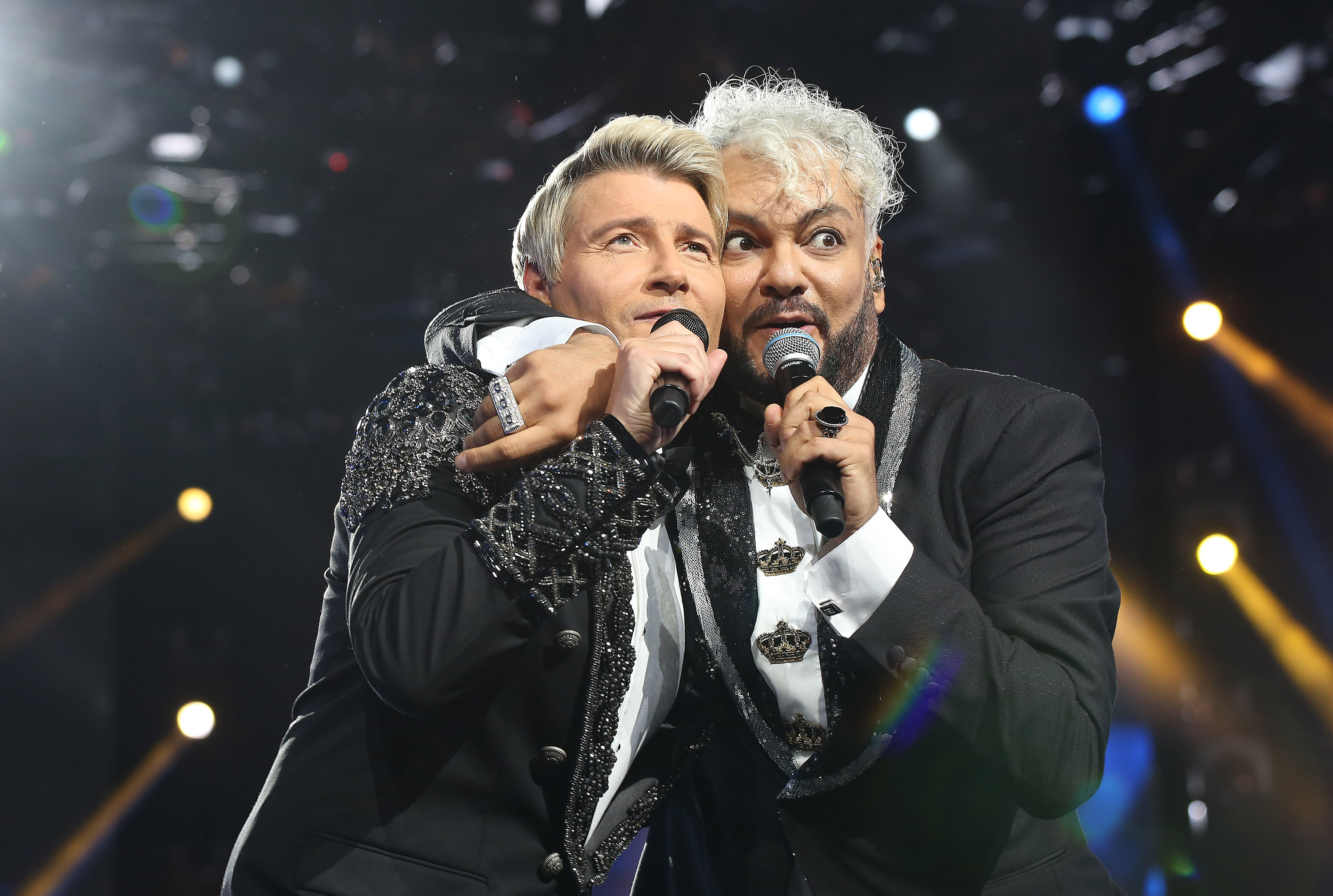 Долина обошла Пугачеву, а Басков - Киркорова: россияне выбрали лучших артистов из лучших