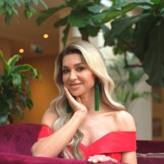 Юлия Яновская