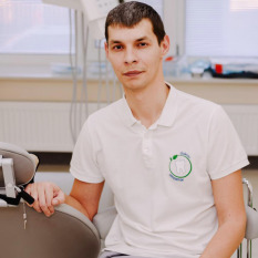 Денис Степанов