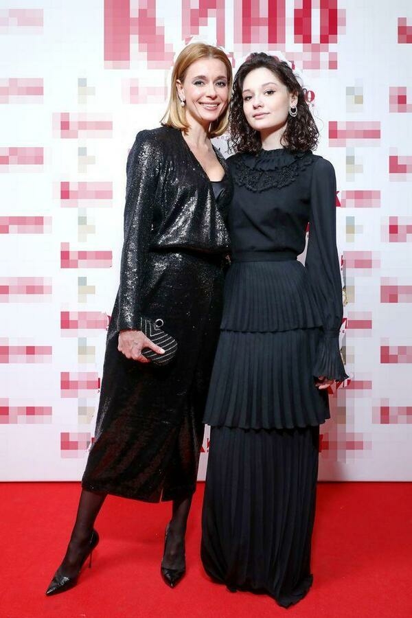 Любовь Толкалина с дочерью Марией Кончаловской