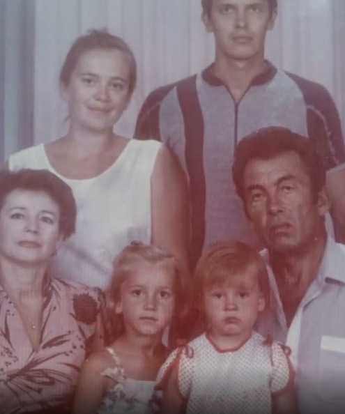 Семья Бузовых (фото из личного архива Анны Бузовой)