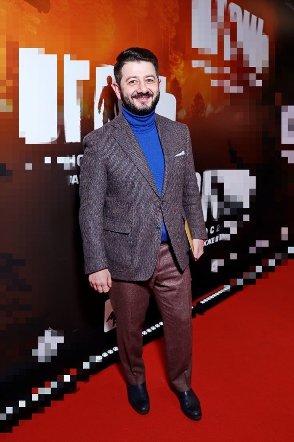 Михаил Галустян