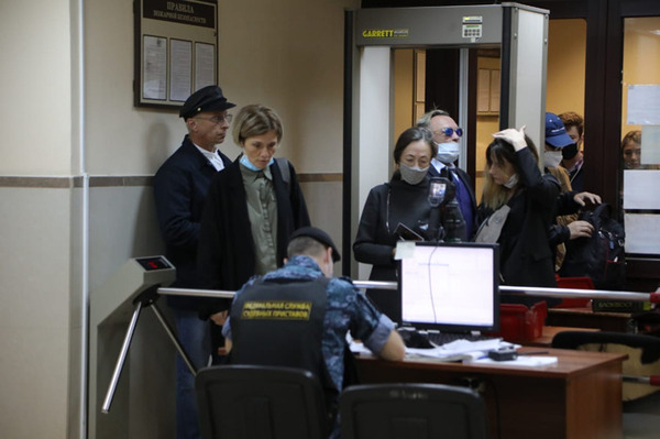 Иван Охлобыстин, Гарик Сукачев и Софья Кругликова