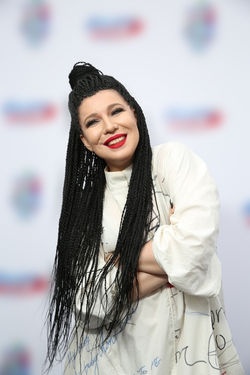 Певица Ёлка