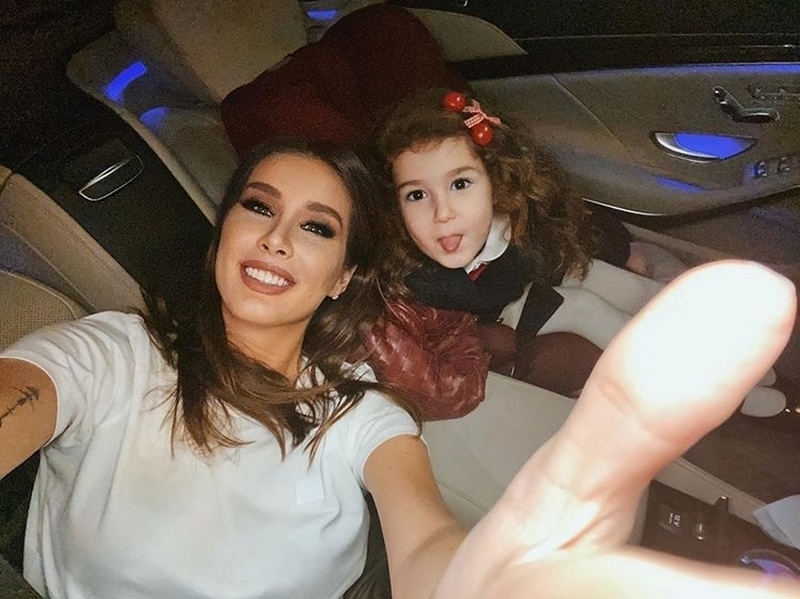 Кети Топурия с дочерью Оливией