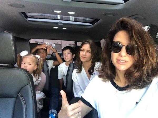 Екатерина Климова с детьми