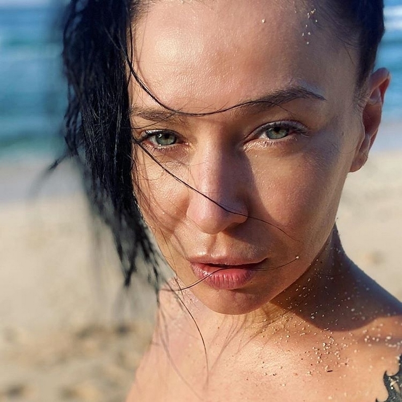 Певица Ёлка