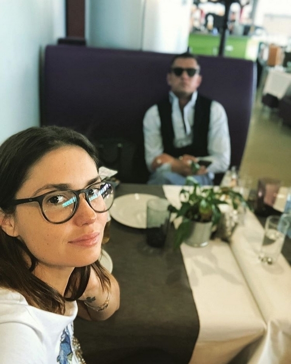 Агата Муцениеце и Павел Прилучный