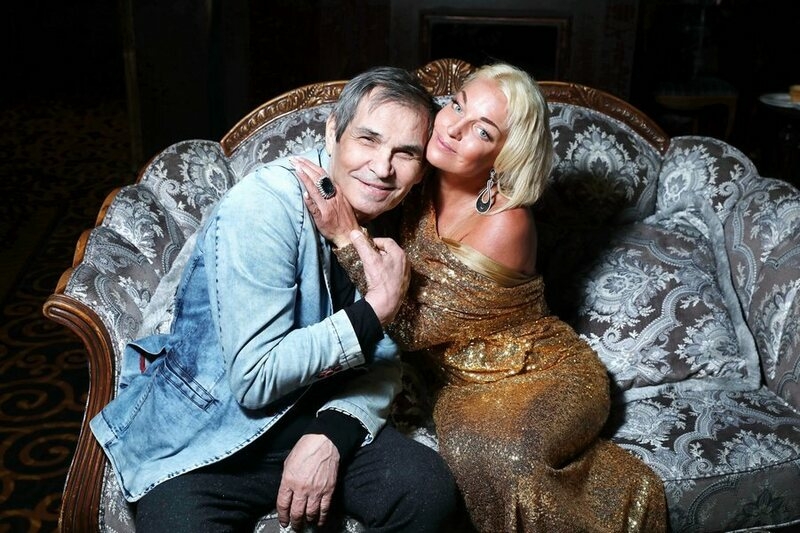 с Бари Алибасовым