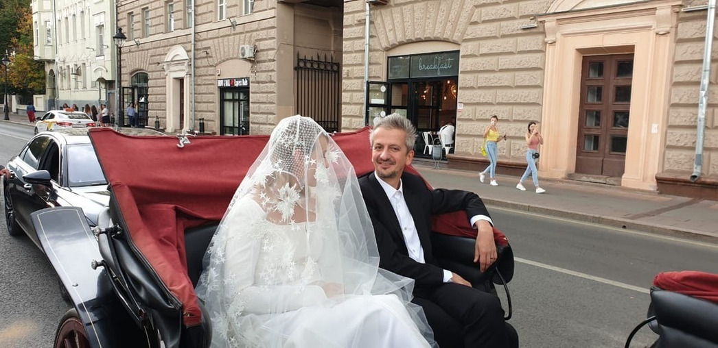 Роспись Ксении Собчак и Константина Богомолова в Грибоедовском ЗАГСе Москвы.