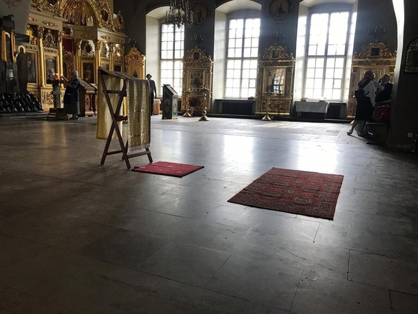 Храм Большого Вознесения у Никитских ворот, где ожидают прибытия Ксении Собчак и Константина Богомолова на венчание