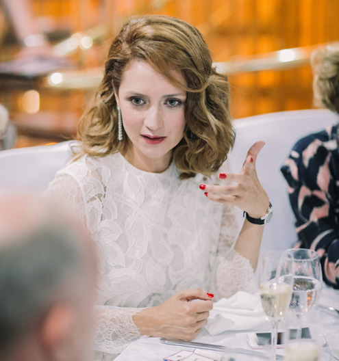 Виктория Исакова