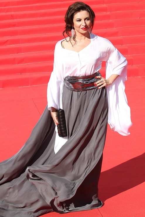 Алиса Хазанова