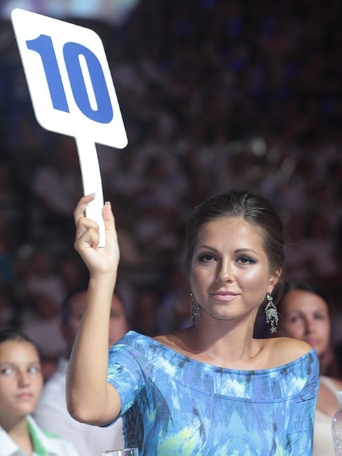 Певица Нюша