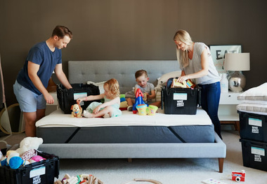 Без слез и ругани: 5 способов приучить ребенка наводить порядок