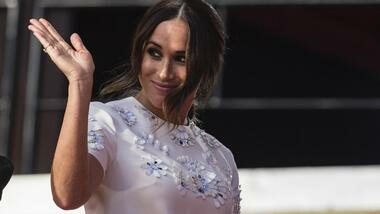 Меган Маркл показала свой красивый почерк