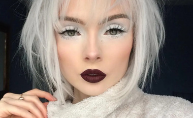 Как освежить взгляд за 10 секунд: белые тени снова в тренде